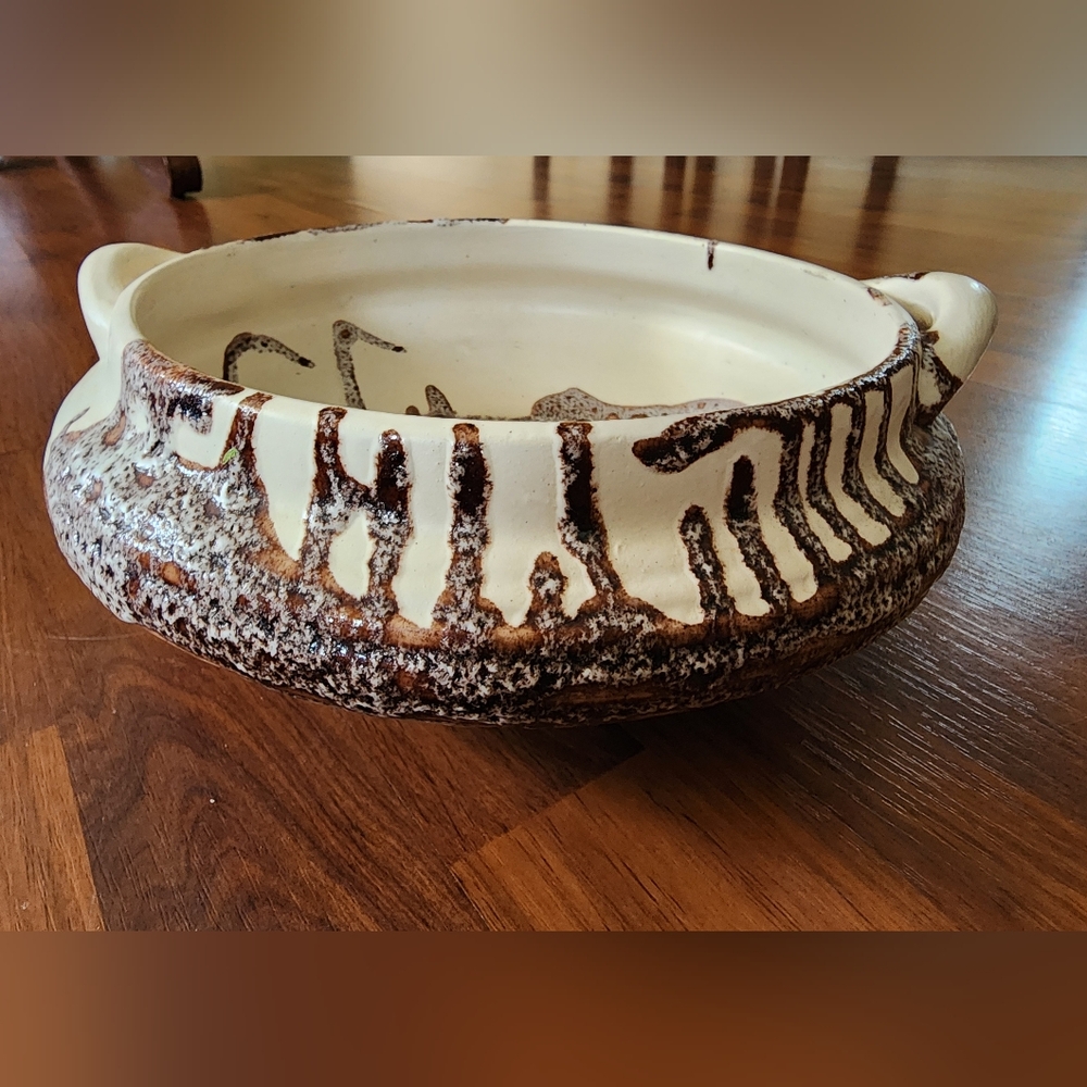Vtg. Manes ceramic footed bowl with reddish brown fat lava from israel